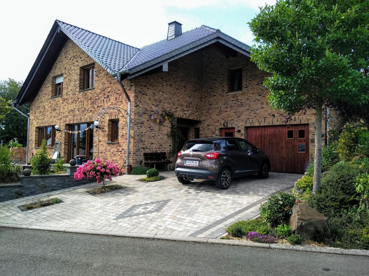 Belles Fleurs Apartman Oberhausen bei Kirn Kültér fotó
